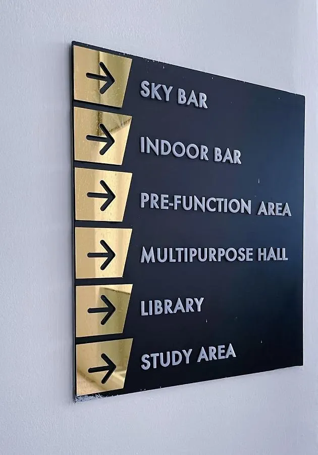 #12Georgetown Luxury Suite With Rooftop Pool Apartment George Town