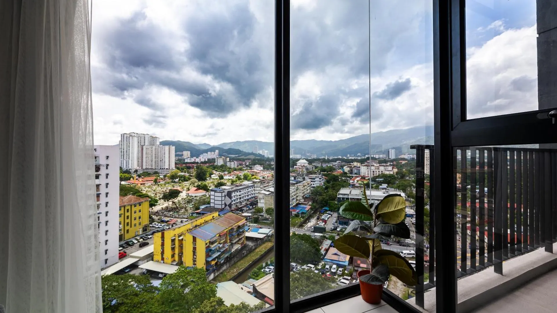 #12Georgetown Luxury Suite With Rooftop Pool Malaysia