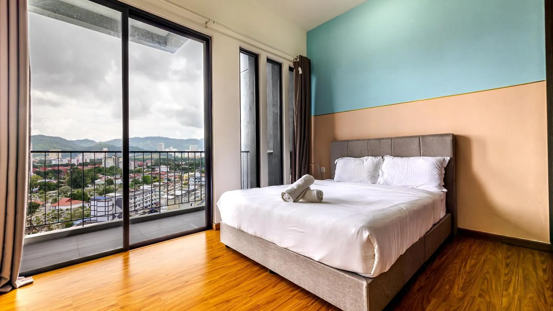 Apartment #12Georgetown Luxury Suite With Rooftop Pool
